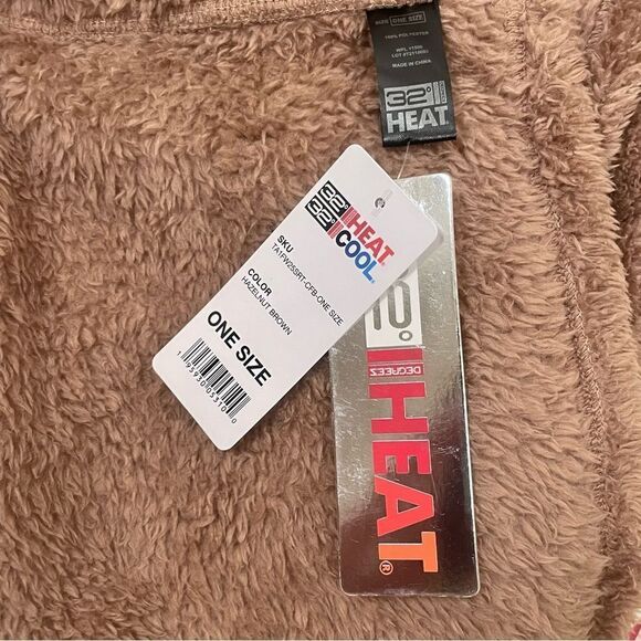 32 Degrees Plush Sherpa Infinity Scarf - Picture 6 of 8